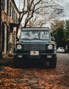 mercede-benz_g300_Photo-by-Clayton-Malquist-on-Unsplash